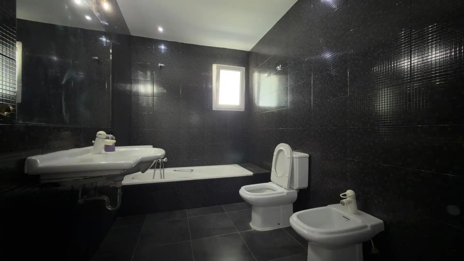 Bathroom of Houses for sale in Rincón de Loix