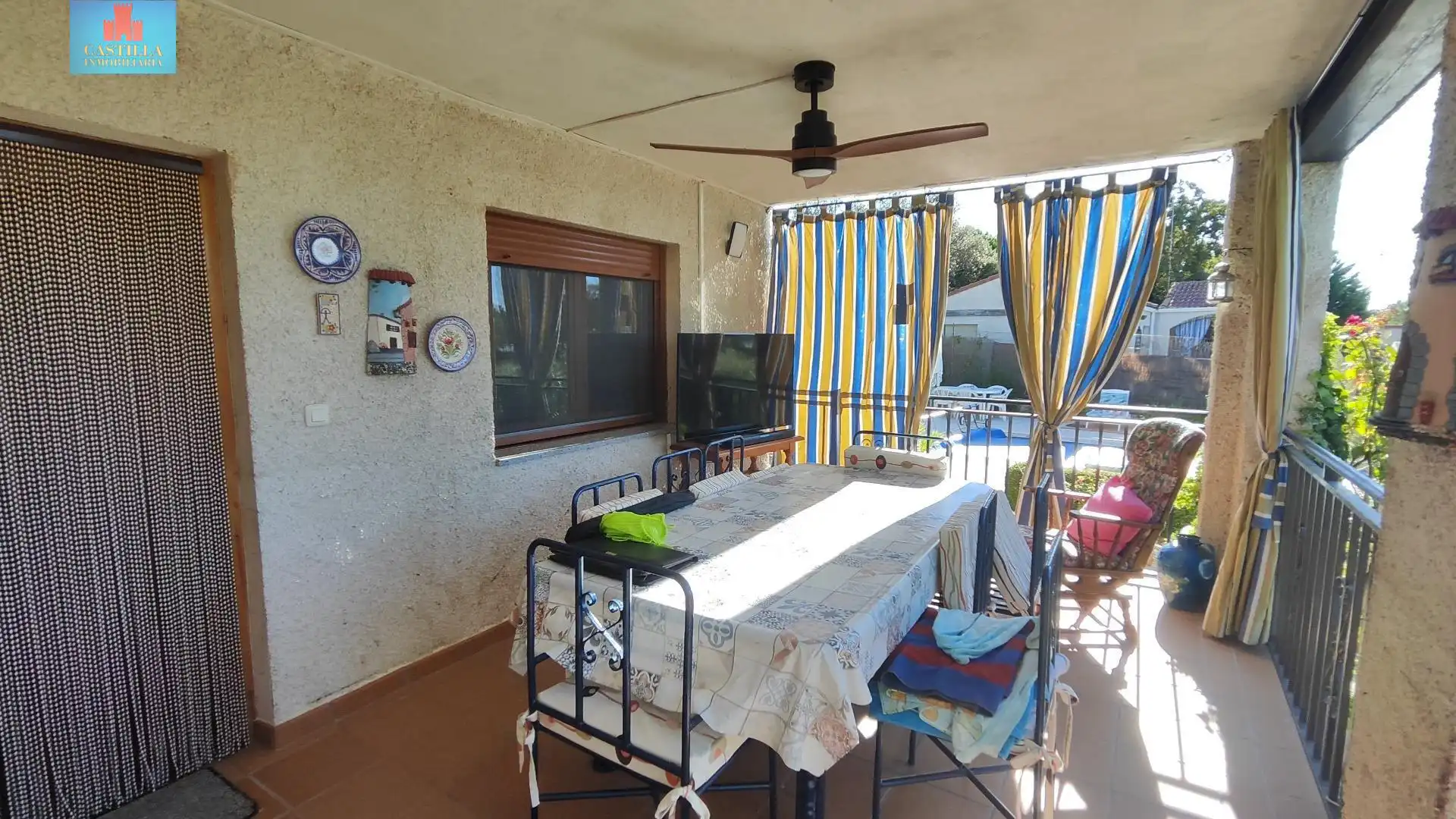 Terrassa de Casa o xalet en venda en Peñalba de Ávila amb Calefacció, Jardí privat i Traster