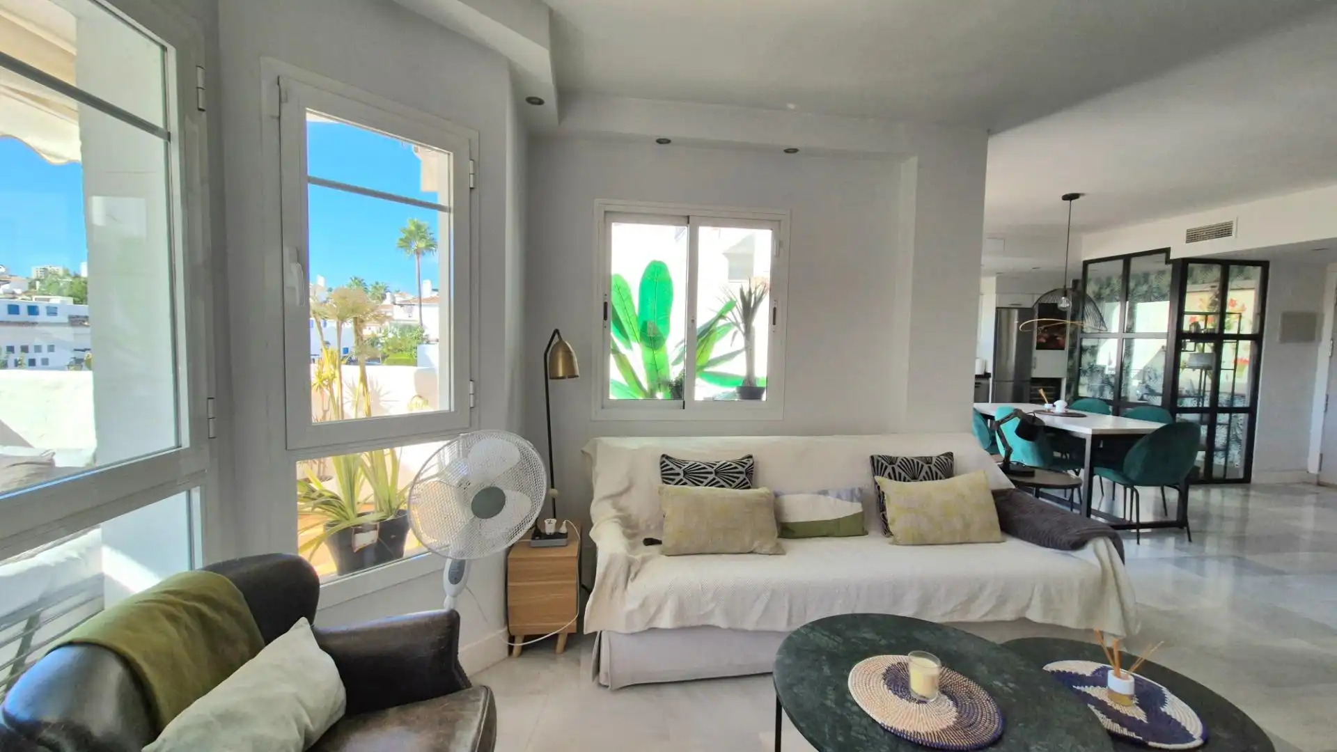 Sala d'estar de Apartament en venda en Nueva Andalucía
