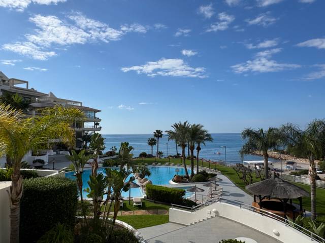 Piso en Alquiler en Avenida Ronda de la Marina, 29X en Mascarat