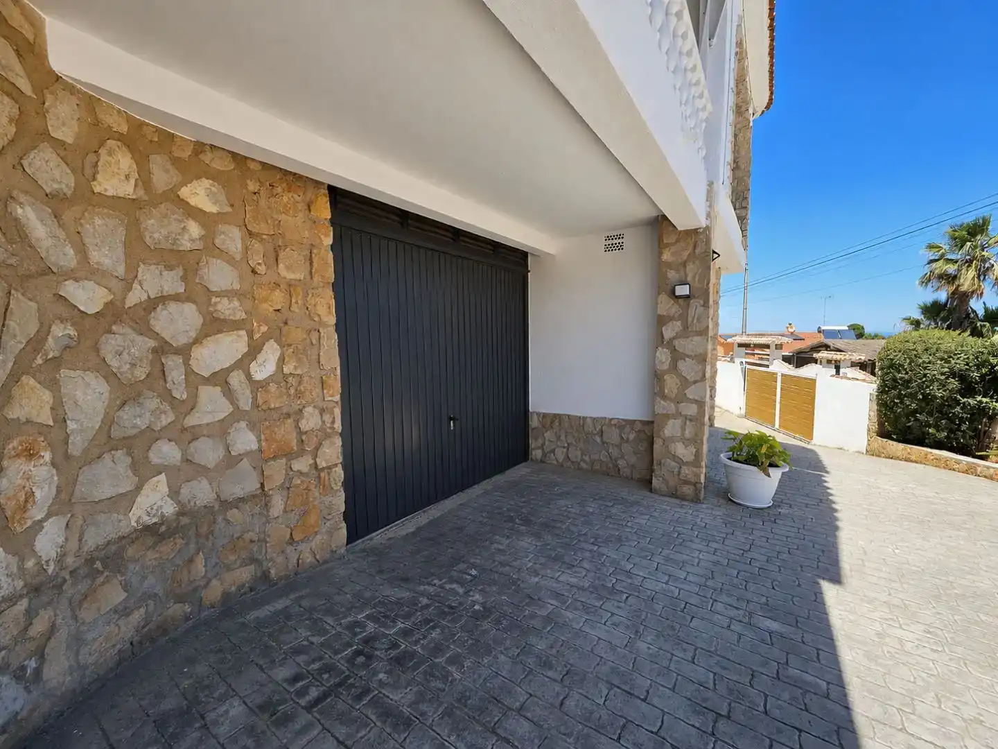 Vista exterior de Casa o chalet en venta en Dénia con Aire acondicionado, Jardín privado y Trastero
