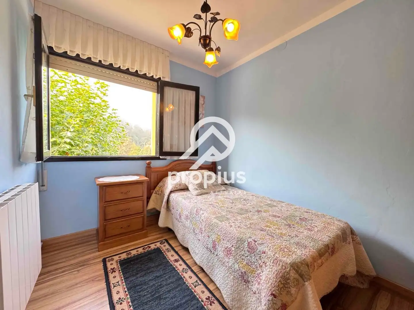 Habitación de Casa o chalet en venta en Parres con Calefacción, Jardín privado y Parquet