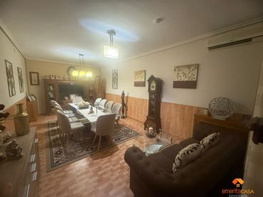 Detached house with pool for sale in Sur