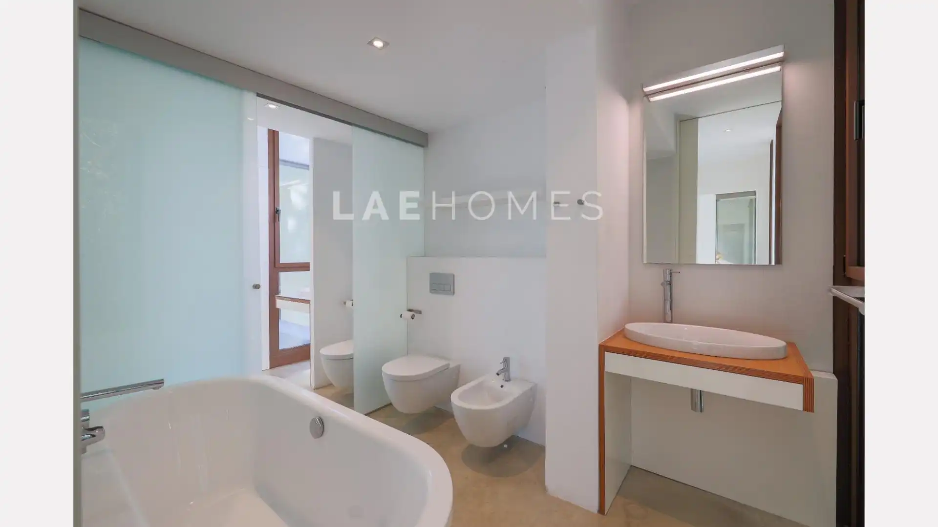 Baño de Casa o chalet en venta en Sant Cugat del Vallès con Aire acondicionado, Calefacción y Jardín privado