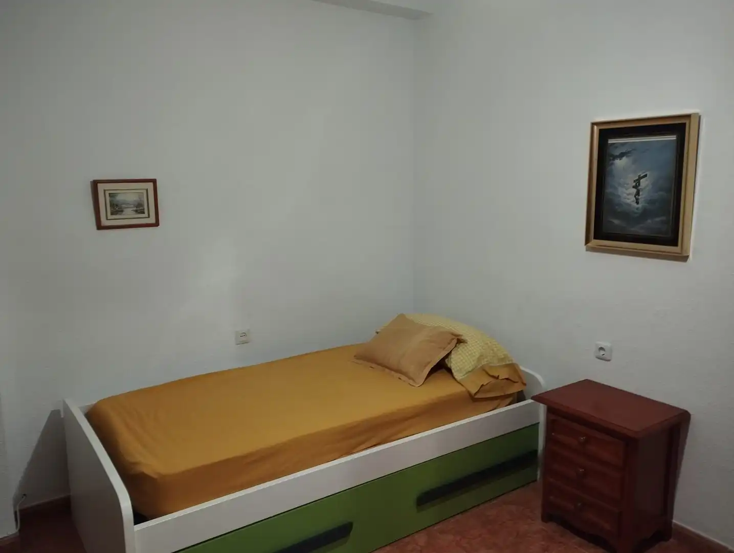 Bedroom of Flat for sale in Cabra  with Storage room, Furnished and TV