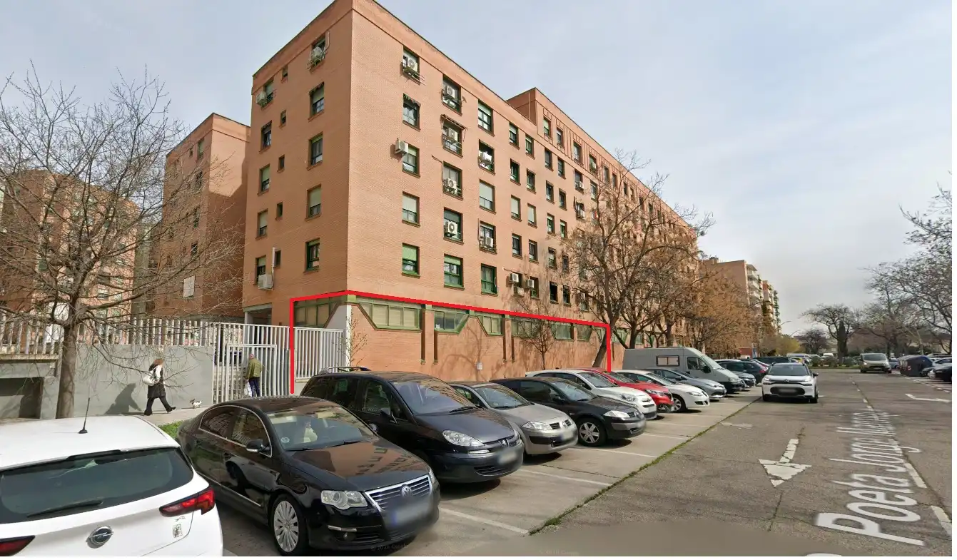 Vista exterior de Local en venta en Zaragoza