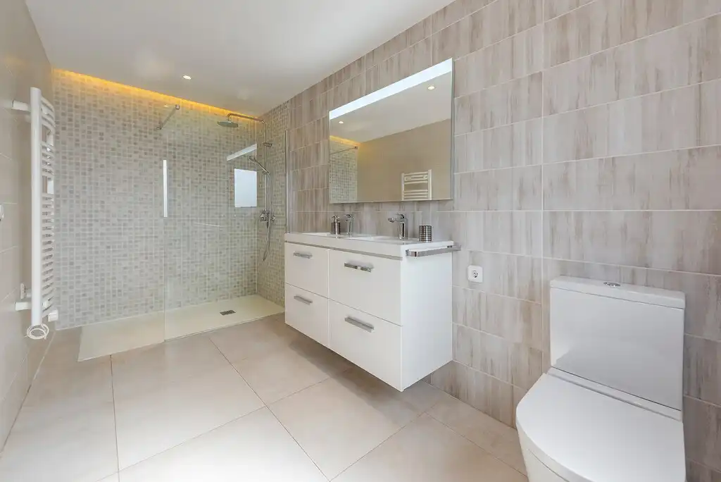 Baño de Casa o chalet en venta en Palafolls con Aire acondicionado, Terraza y Piscina