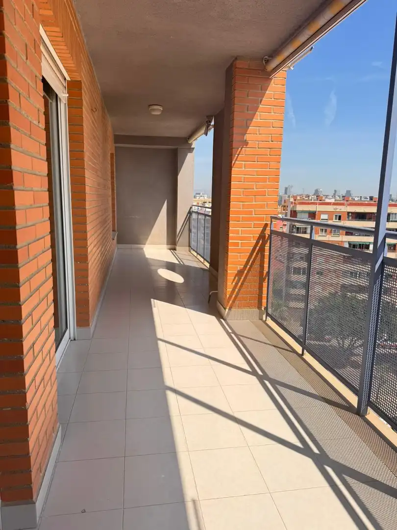 Terraza de Piso en venta en  Valencia Capital con Aire acondicionado, Terraza y Balcón