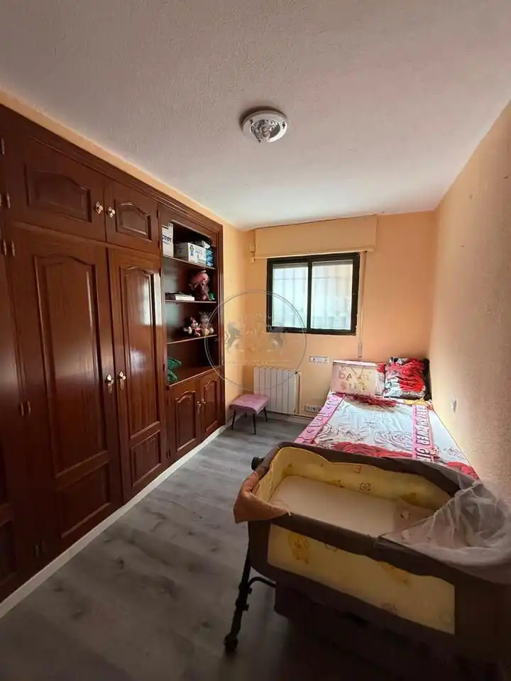 Habitación de Planta baja en venta en Madrid con Terraza
