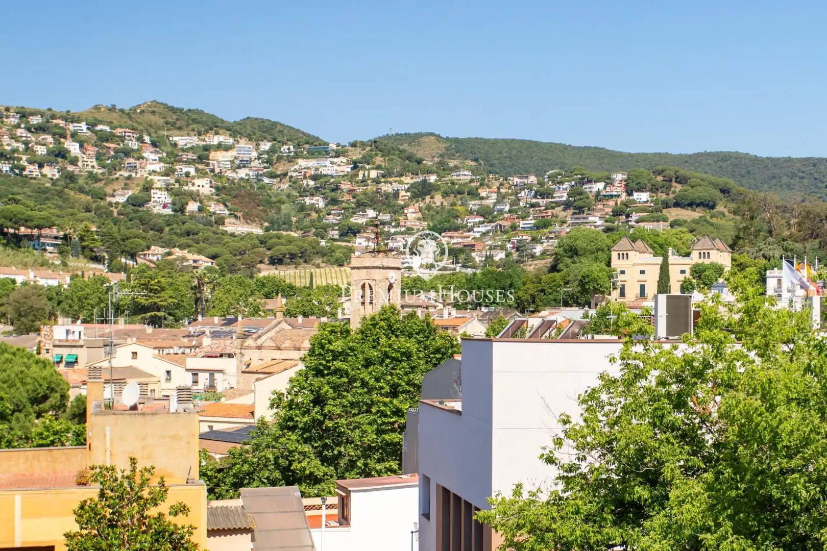 Außenansicht von Maisonette zum Verkauf in Alella mit Heizung, Balkon und Alarm