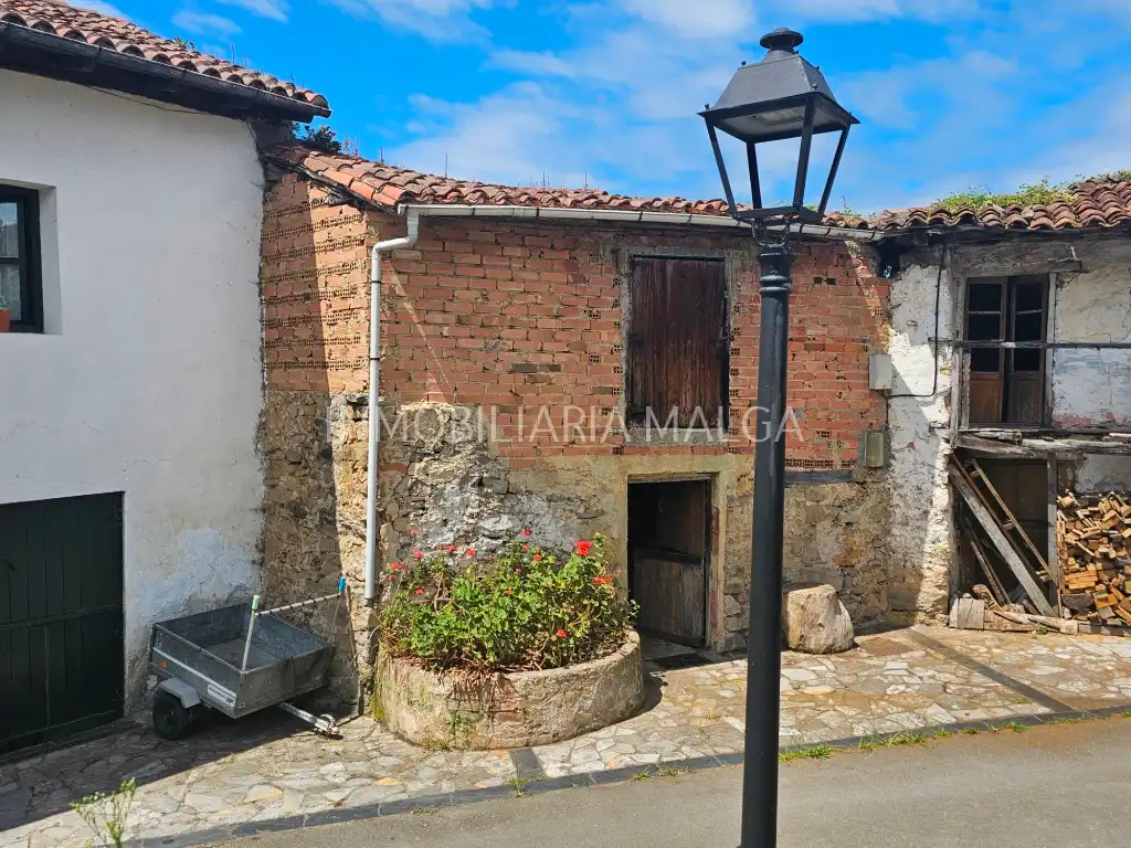 Exterior view of Houses for sale in Caravia  with Private garden