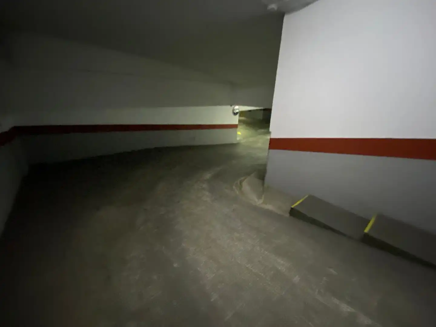 Parking of Garage for rent in Valencia