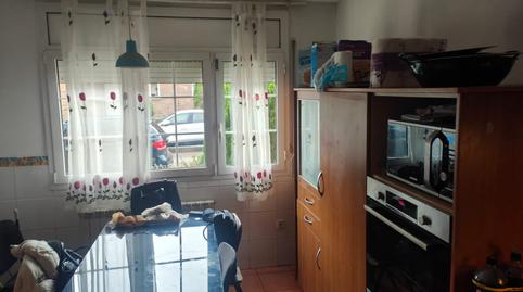 Foto 3 de Casa adosada en venda a Carrer Àngel Guimerà, Tona, Barcelona