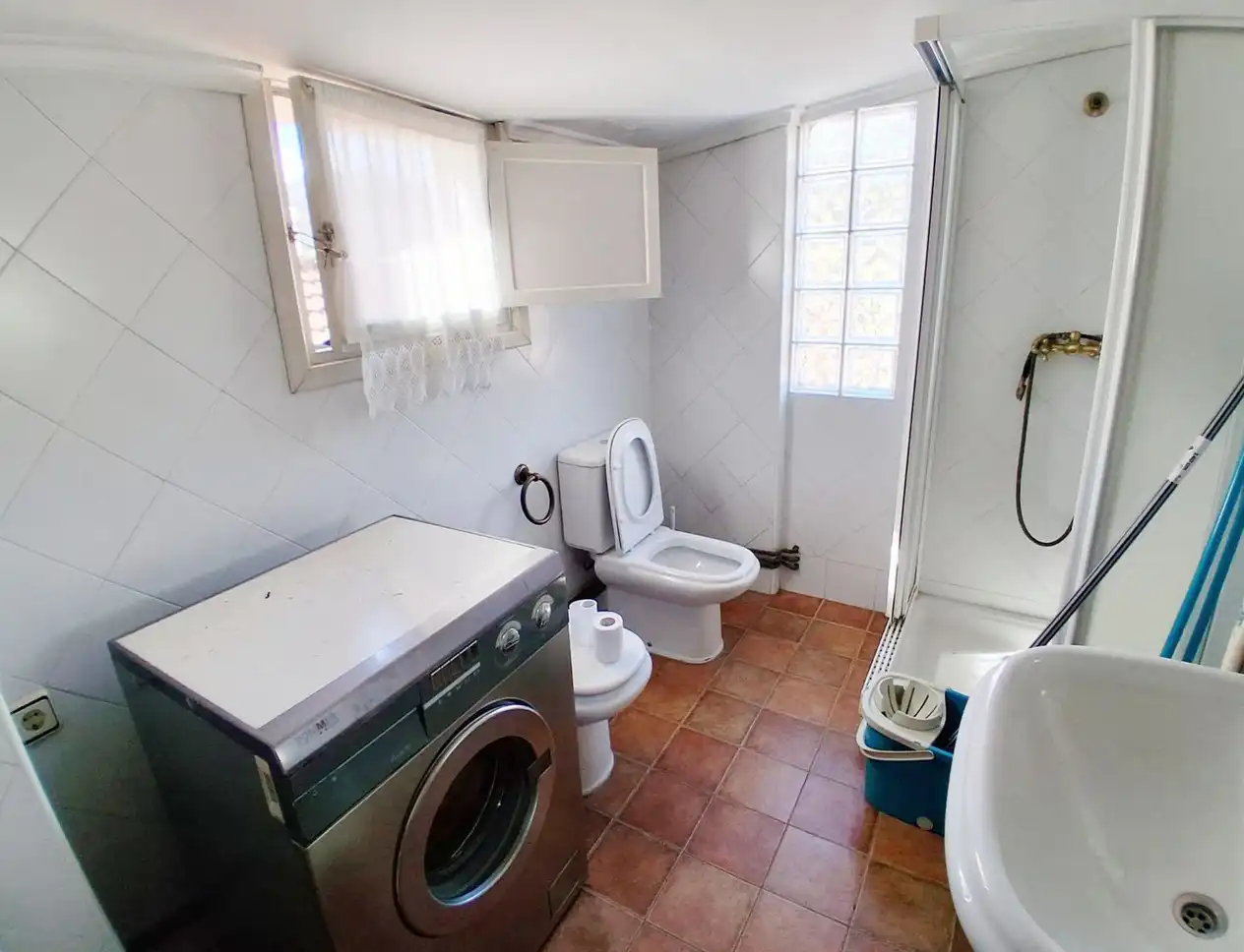 Bathroom of Houses for sale in Mieres (Asturias)  with Heating, Terrace and Storage room