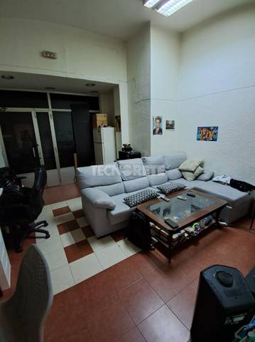 Local comercial en Venta en Numancia