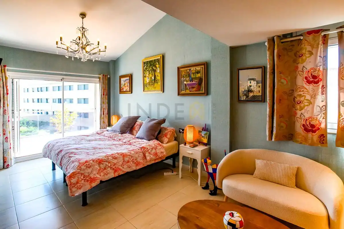 Habitación de Ático en venta en Sitges con Aire acondicionado, Calefacción y Piscina comunitaria