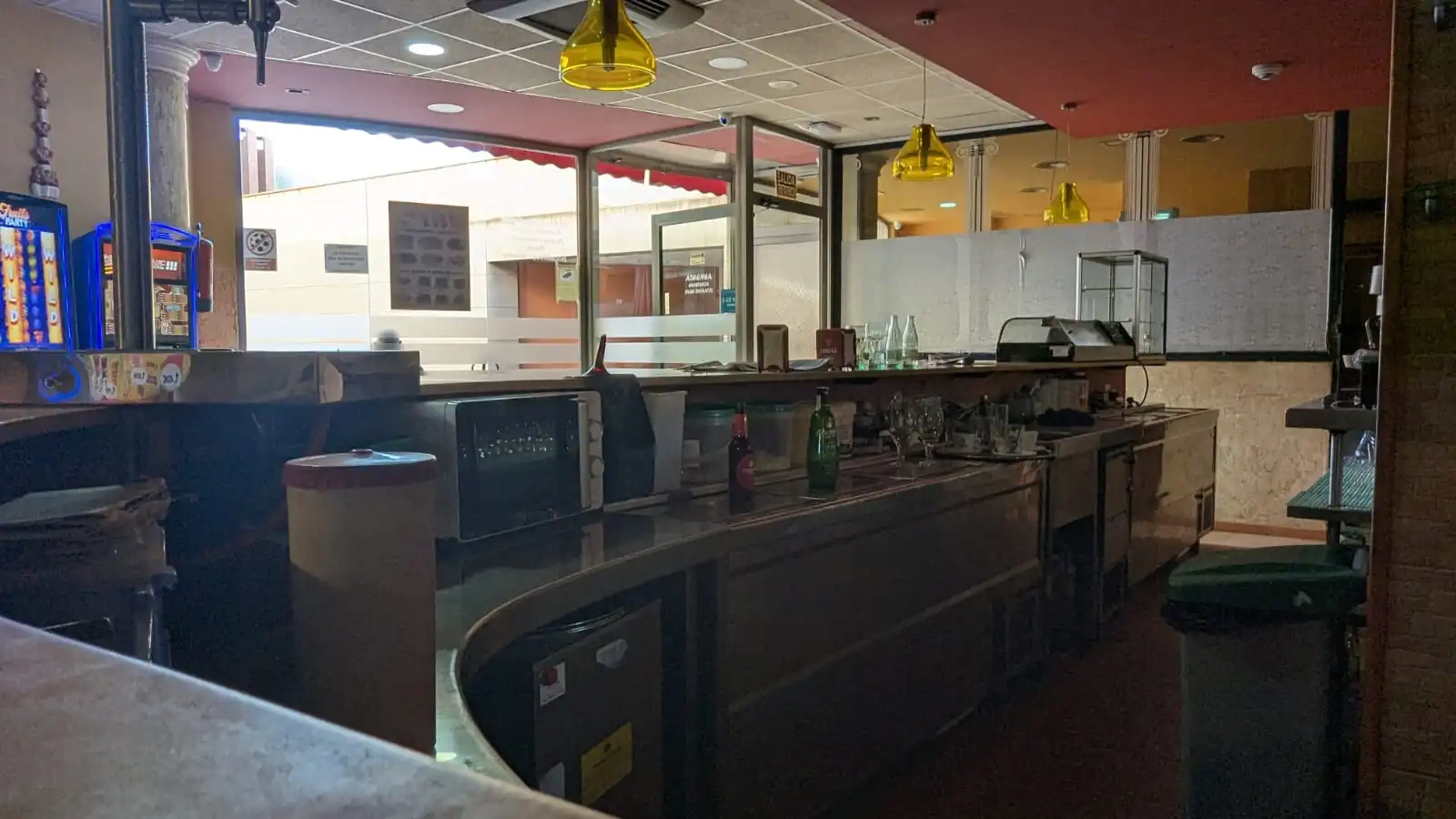 Gewerbefläche zum Verkauf in Carrer de Cels Gomis i Mestres