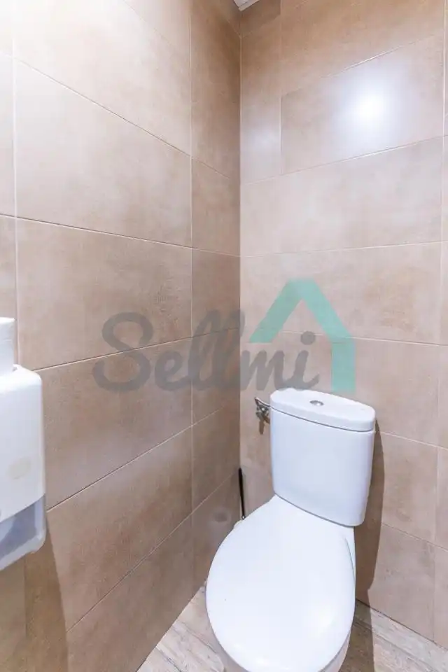 Bany de Edifici en venda en Villamanín