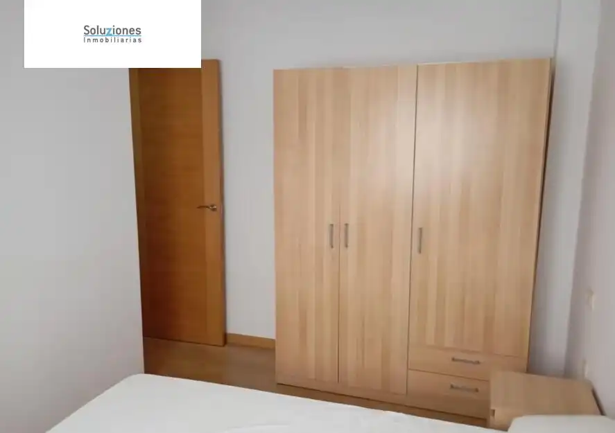 Bedroom of Flat for sale in Albacete  with Heating, Furnished and Balcony