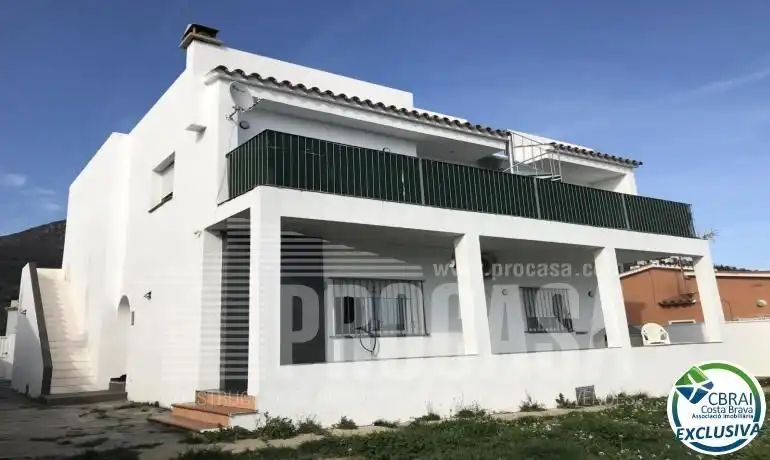 Vista exterior de Casa o xalet en venda en Roses amb Aire condicionat, Calefacció i Terrassa