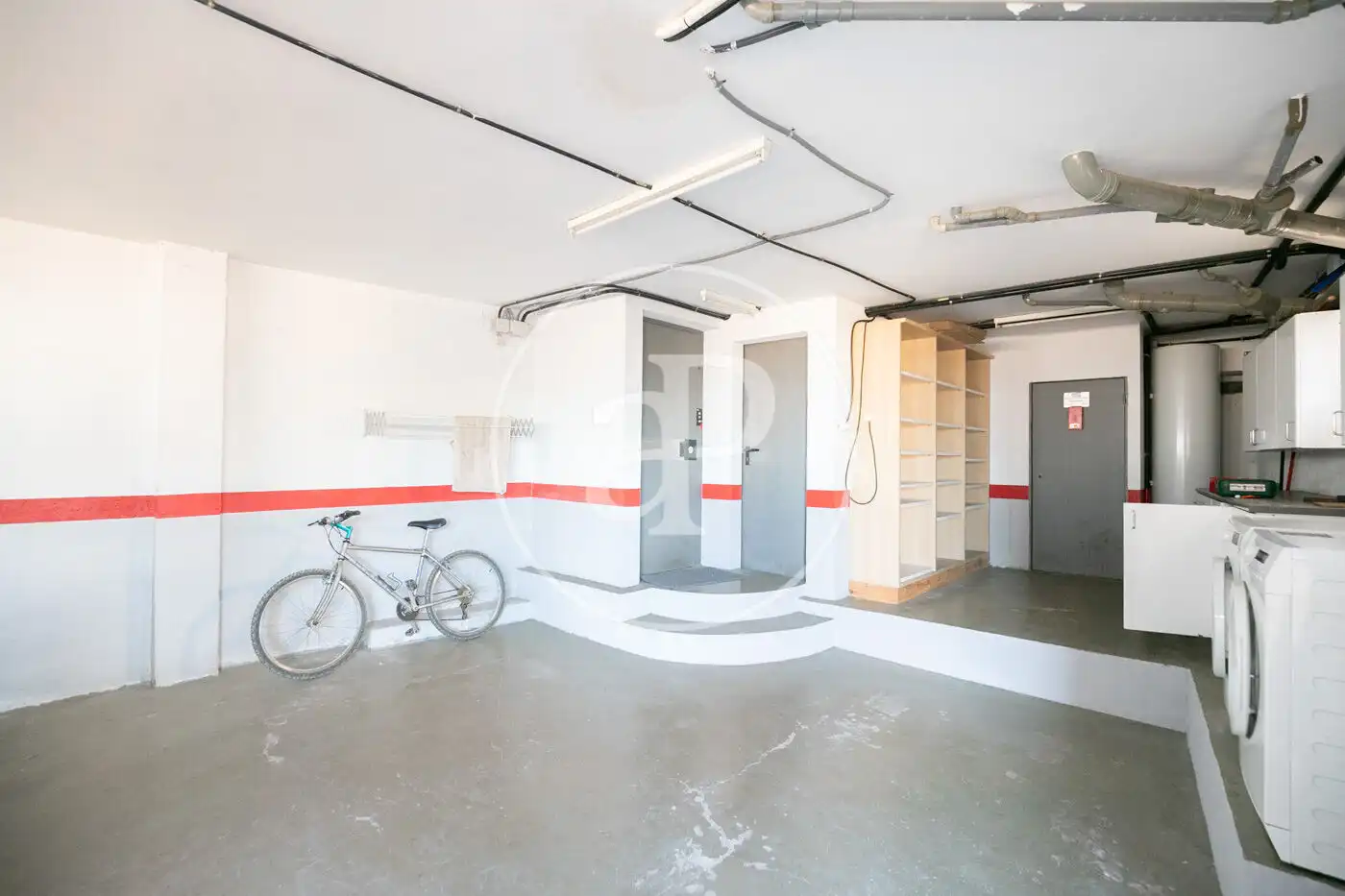 Parking of Houses for sale in Barcelona  with Air Conditioner, Heating and Terrace