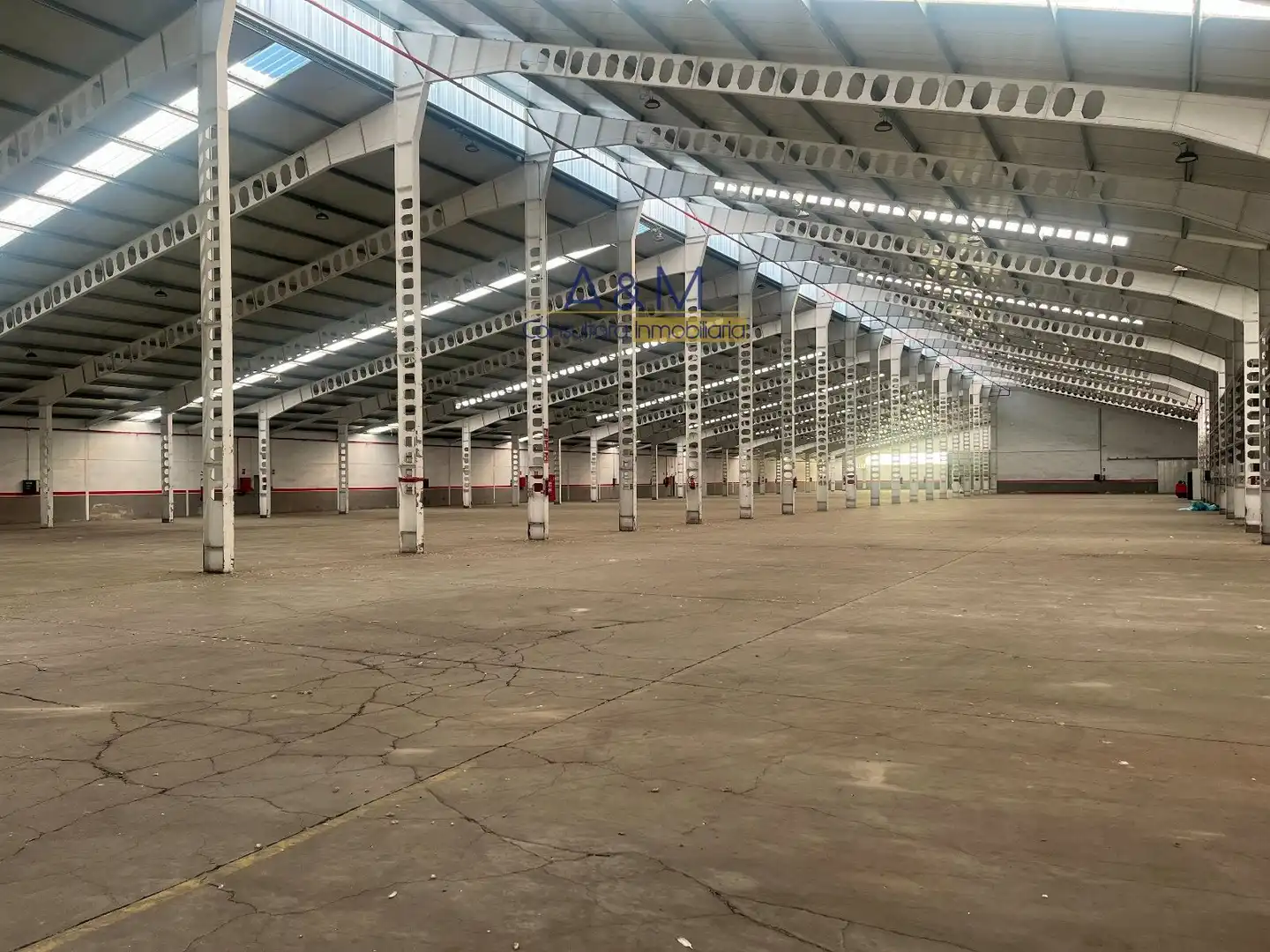 Nave industrial in affitto a Soria