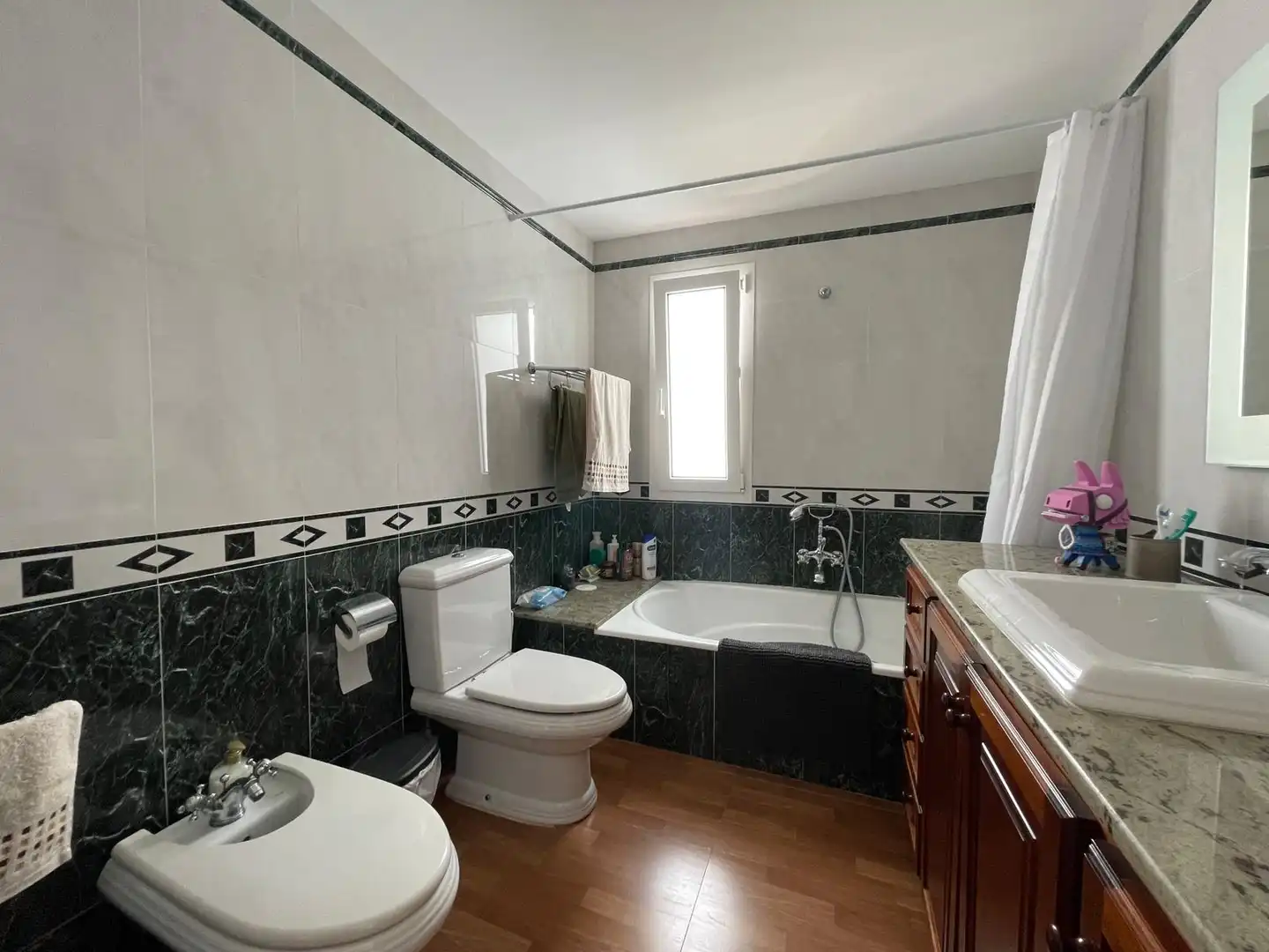 Baño de Piso en venta en Ciutadella de Menorca con Aire acondicionado, Calefacción y Horno
