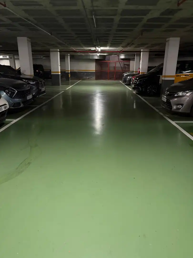 Einzelparkplatz mit Aufzug zum Verkauf in Carrer de Jorge Manrique, imagen 2