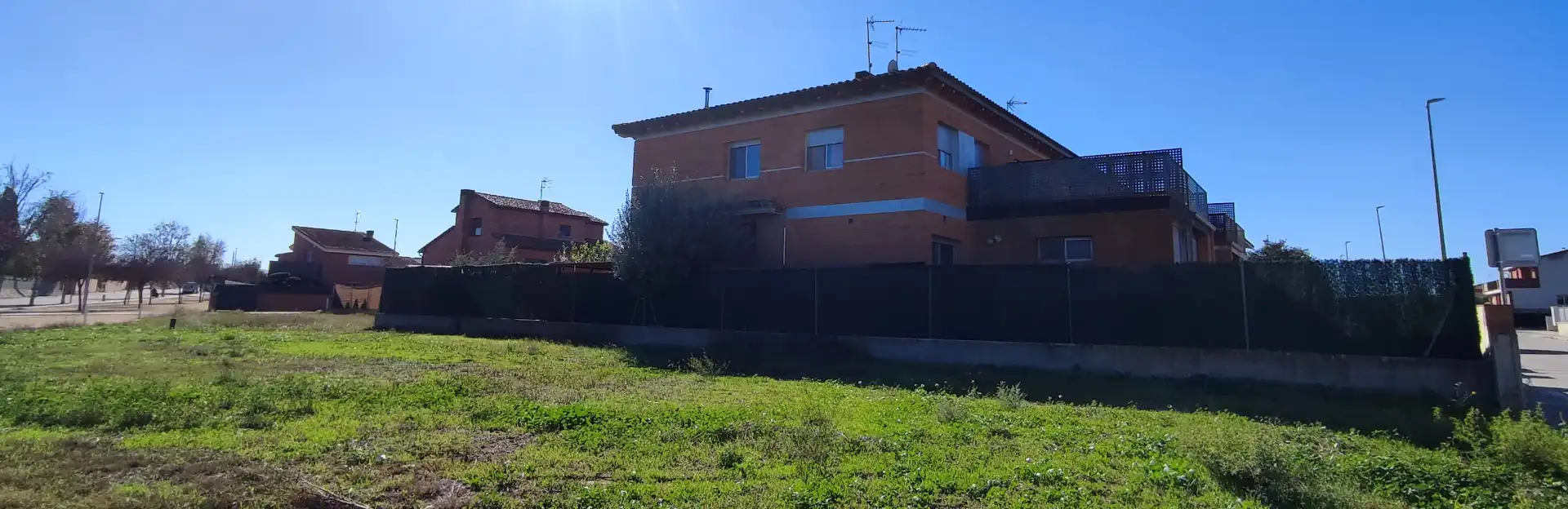 Einfamilien-Reihenhaus zum Verkauf in Les Borges Blanques mit Klimaanlage, Heizung und Privatgarten