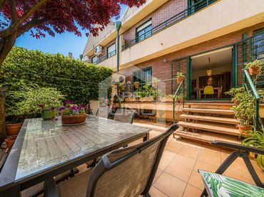Casa a schiera con piscina in vendita a Prado Santo Domingo - Ensanche
