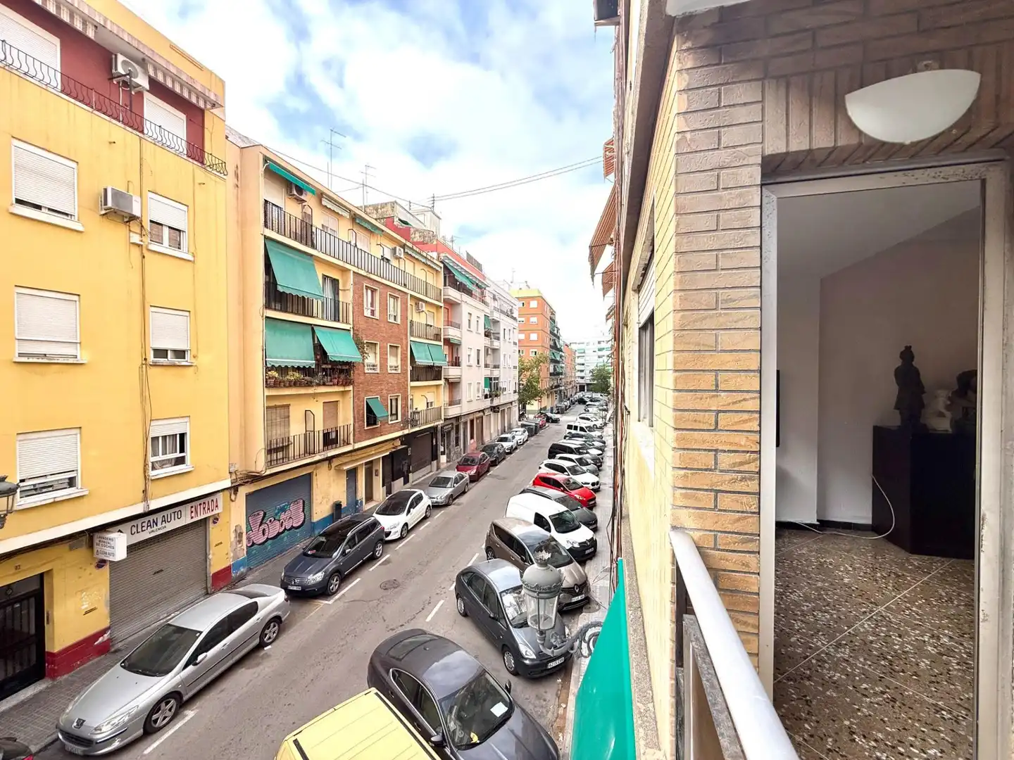 Vista exterior de Piso en venta en Valencia