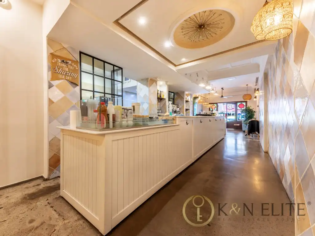 Local comercial en traspaso en Calle Angel Lozano, imagen 6