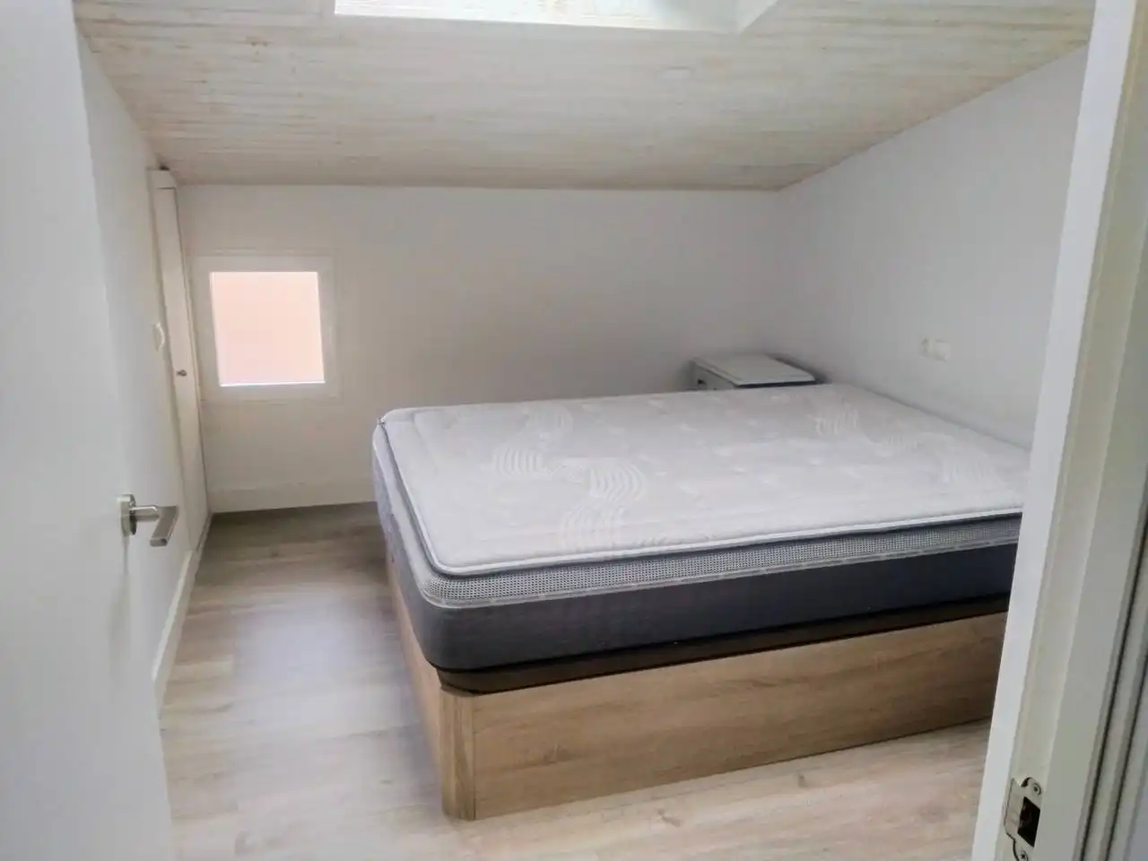 Bedroom of Apartments for rent in Burgos  with Heating and Furnished