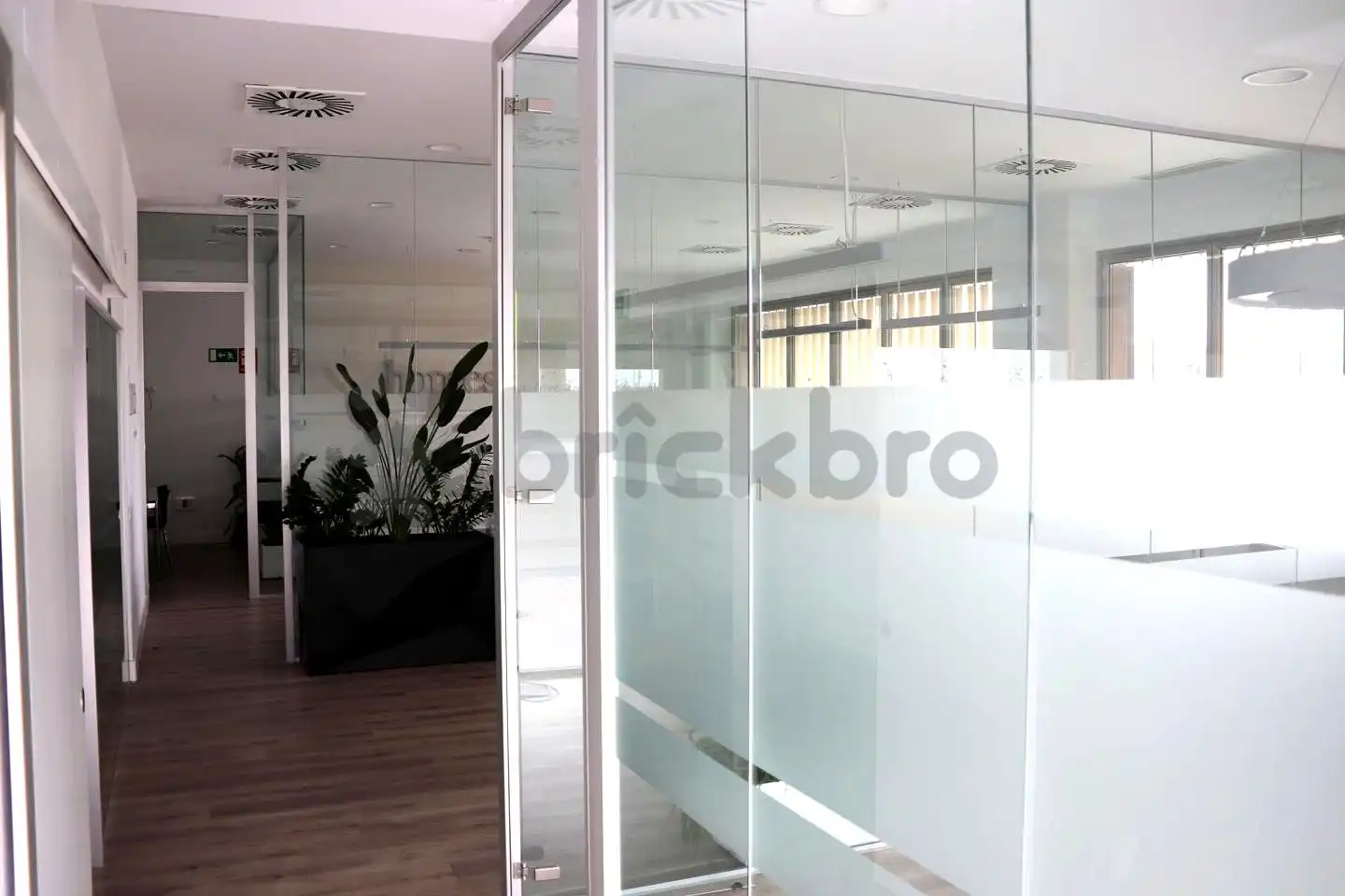 Office for rent in Madrid  with Air Conditioner and Heating