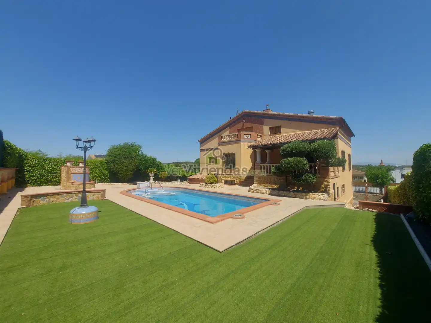 Swimming pool of Houses for sale in Olèrdola  with Air Conditioner, Heating and Private garden