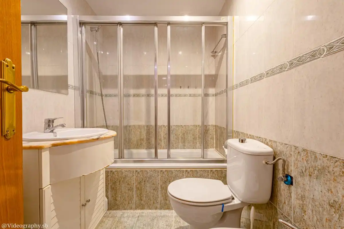 Piso con ascensor en venta en Cuesta del Caz, imagen 10