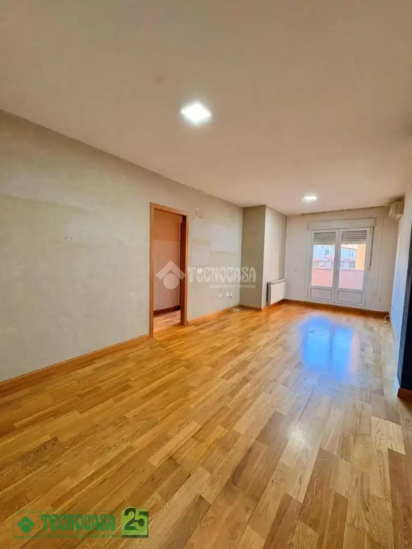 Flat for sale in Urbanización San Isidro