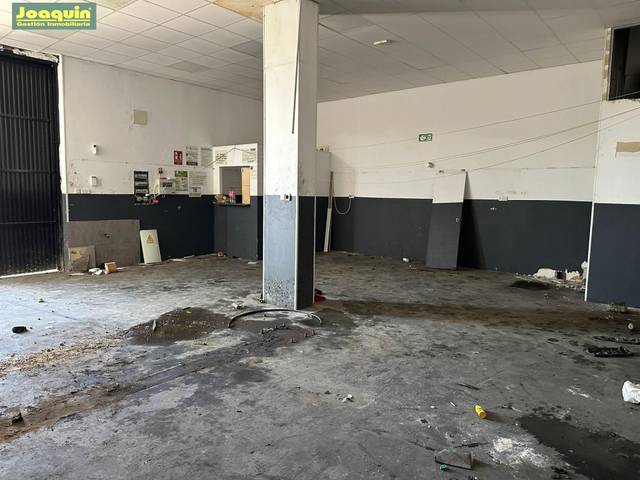 Local comercial en Alquiler en Fuensanta- Arcángel