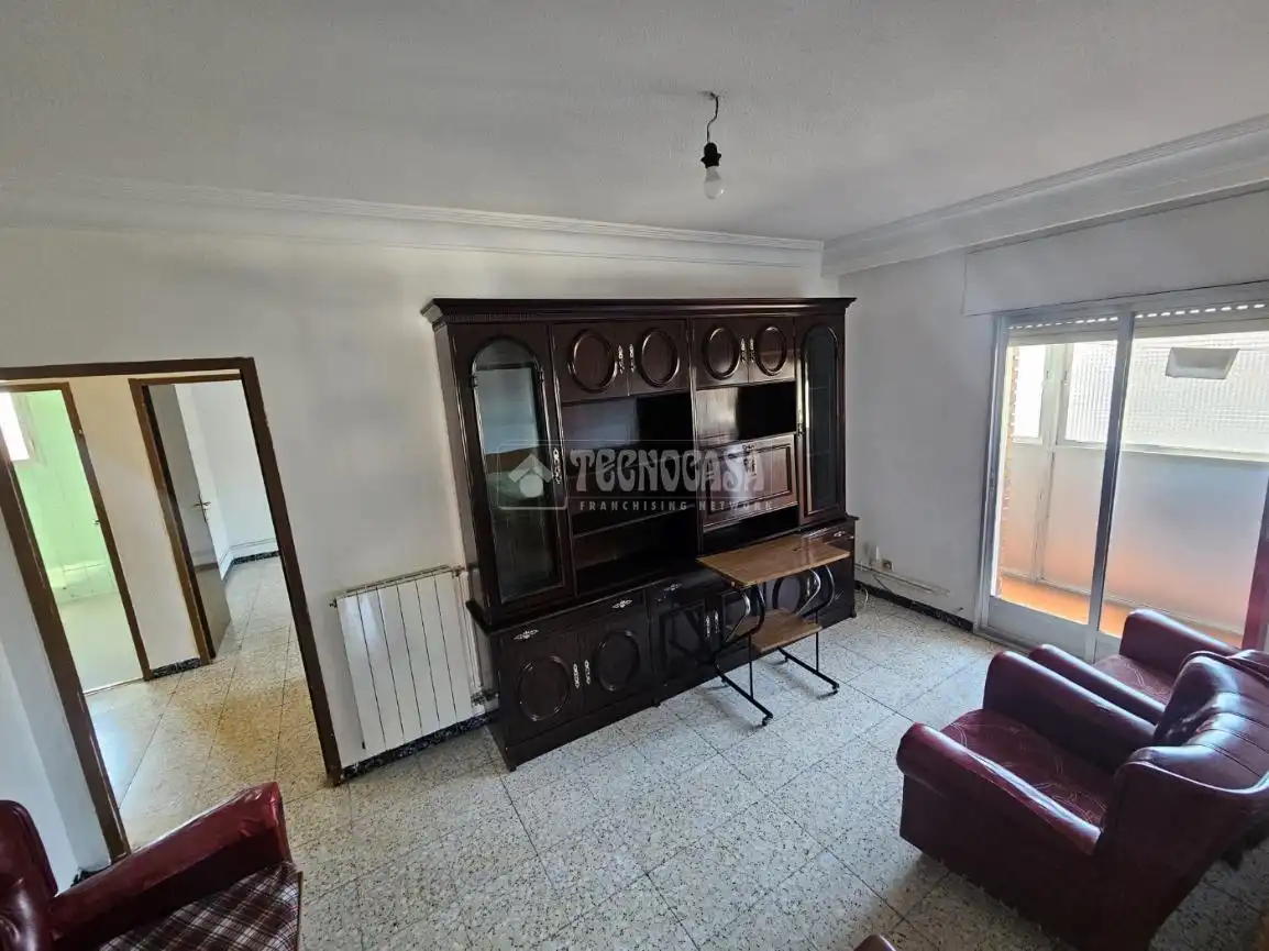 Sala d'estar de Pis en venda en Madrid amb Calefacció i Terrassa
