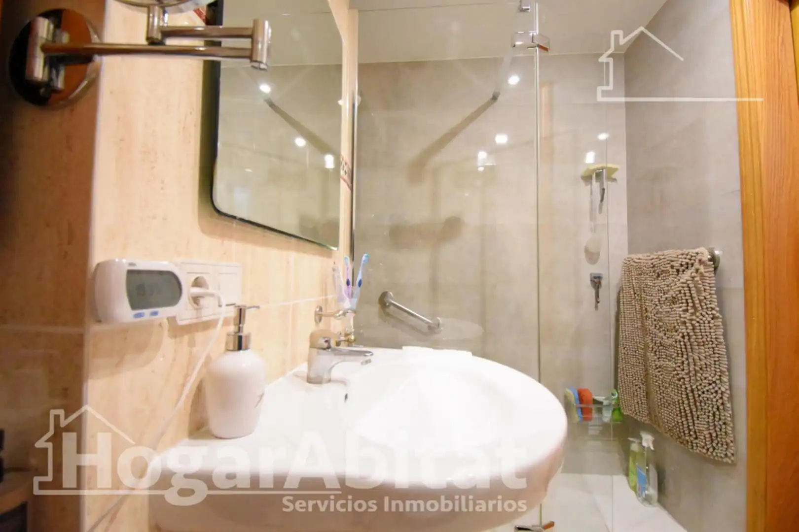Bathroom of Flat for sale in Dénia  with Air Conditioner, Heating and Terrace