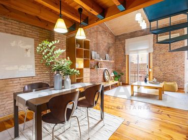 Duplex with balcony for sale in GOYA