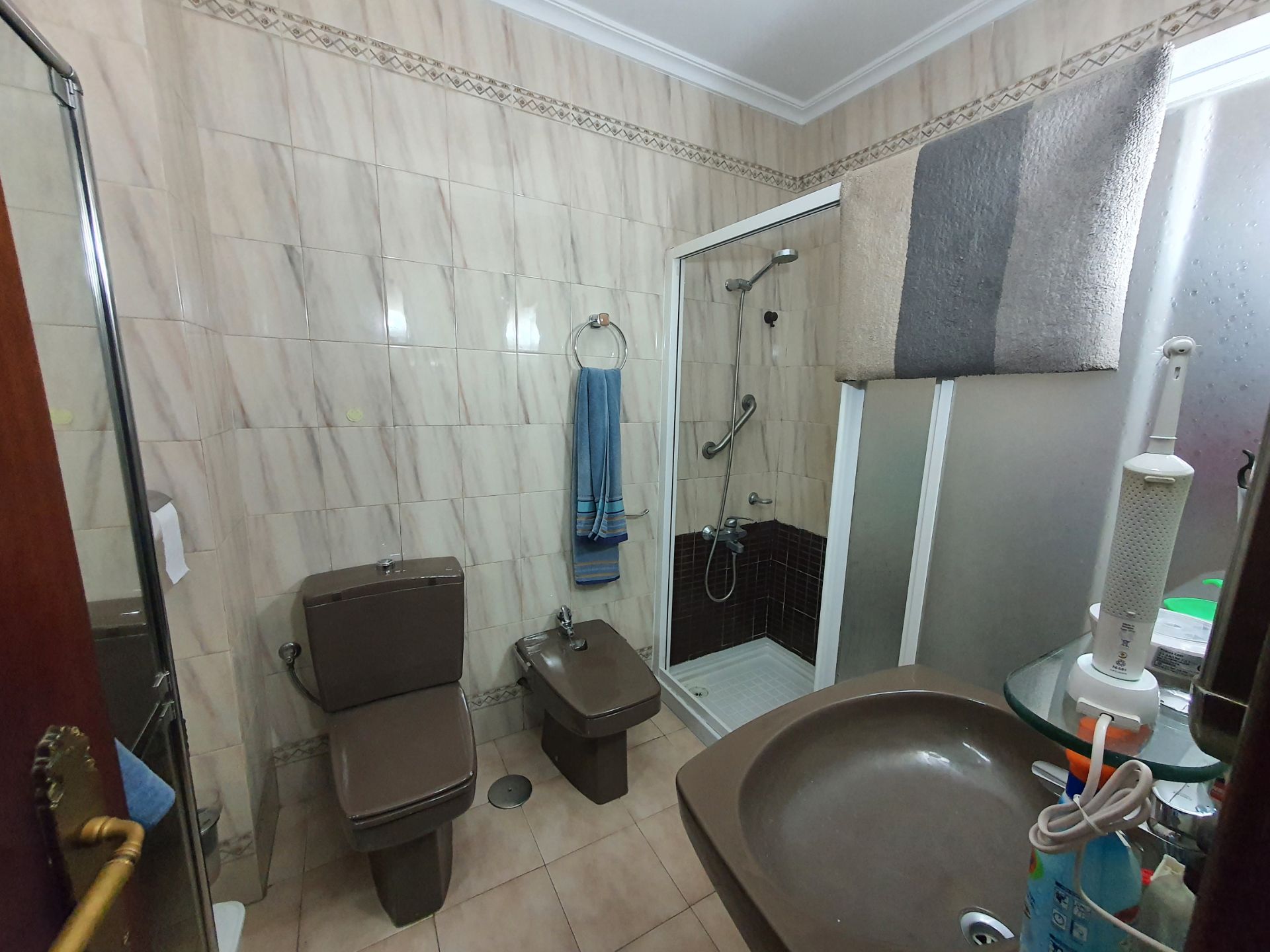 Bathroom of Flat for sale in  Sevilla Capital  with Air Conditioner, Heating and Terrace