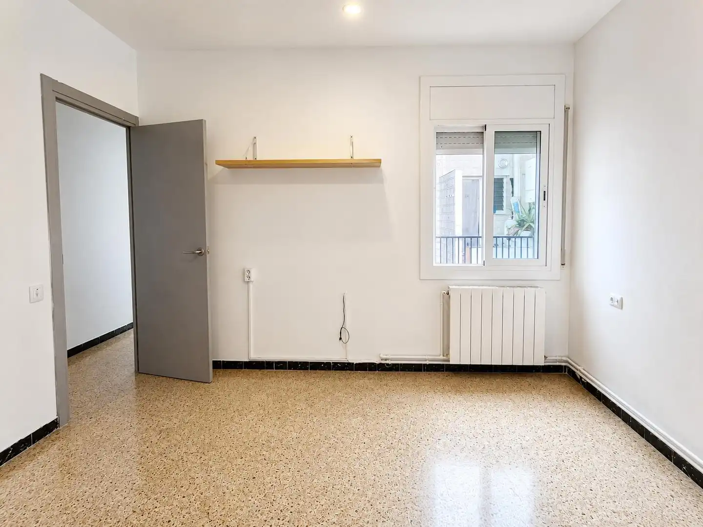Flat for sale in Sabadell  with Heating, Oven and Balcony