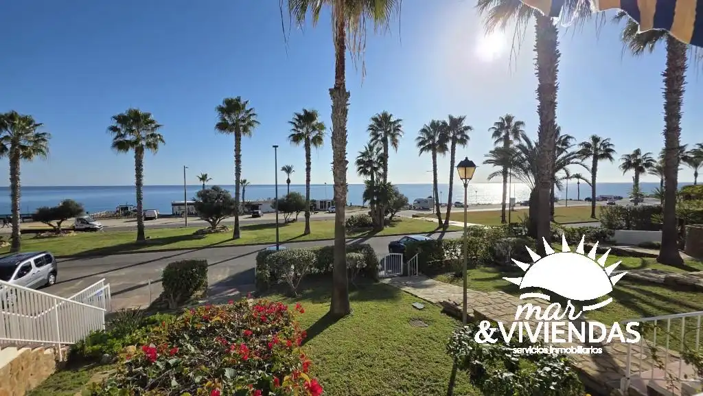Vista exterior de Casa adosada en venta en Mojácar con Aire acondicionado, Calefacción y Jardín privado