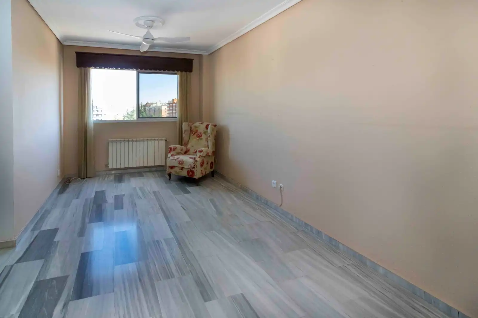 Flat for sale in Valdepasillas - La Paz - Huerta Rosales