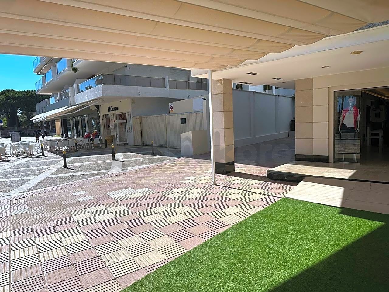 Terrace of Premises to rent in Salou  with Air Conditioner