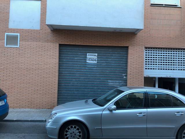 Local comercial en Alquiler en Carrer Vicent Marco Miranda en Camino de Onda - Salesianos