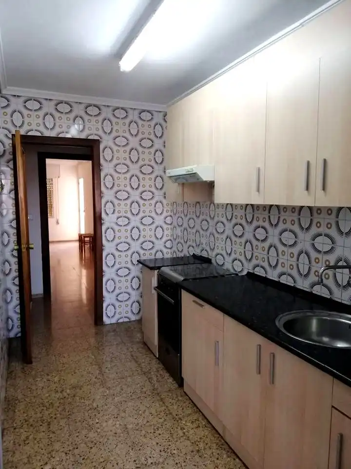 Cuina de Pis en venda en Castellón de la Plana / Castelló de la Plana amb Balcó