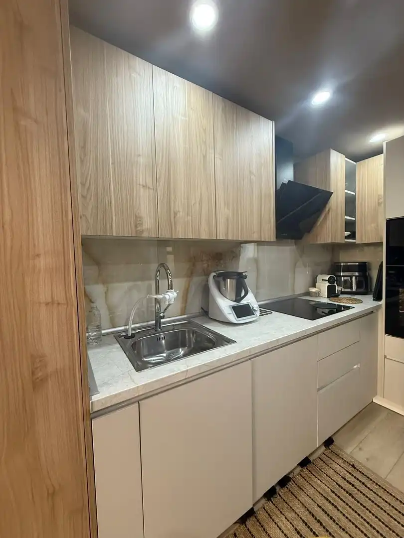 Cuina de Apartament en venda en Adeje amb Moblat i Piscina comunitària