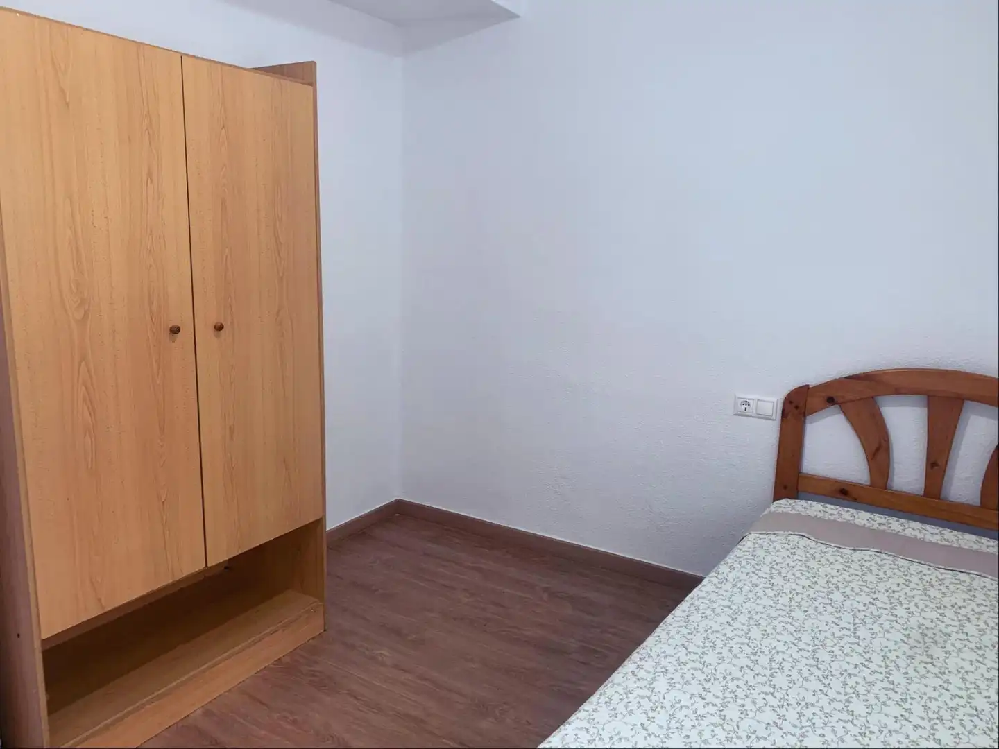 Bedroom of Flat for rent in Plasencia  with Furnished